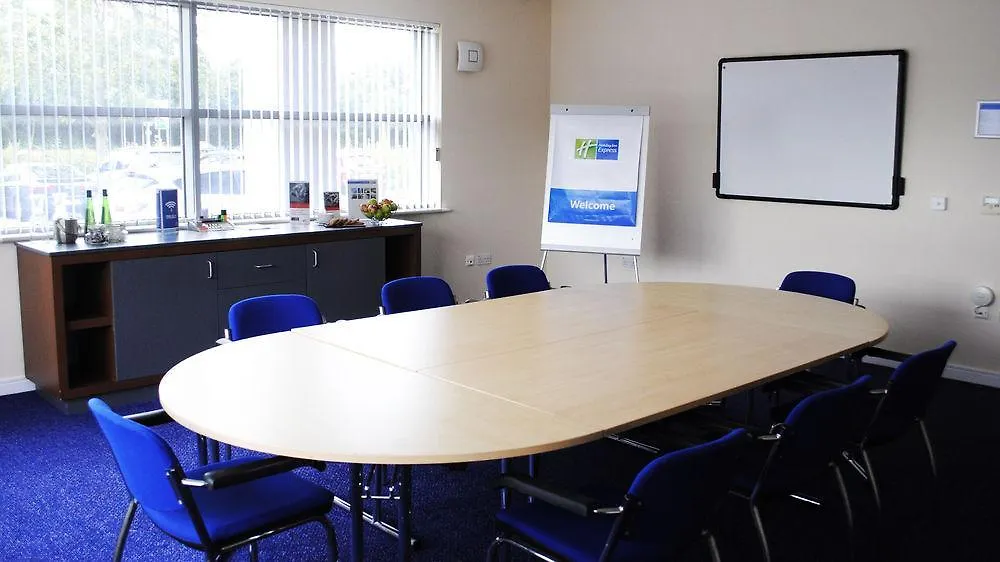 Holiday Inn Express Liverpool John Lennon Airport Hotel