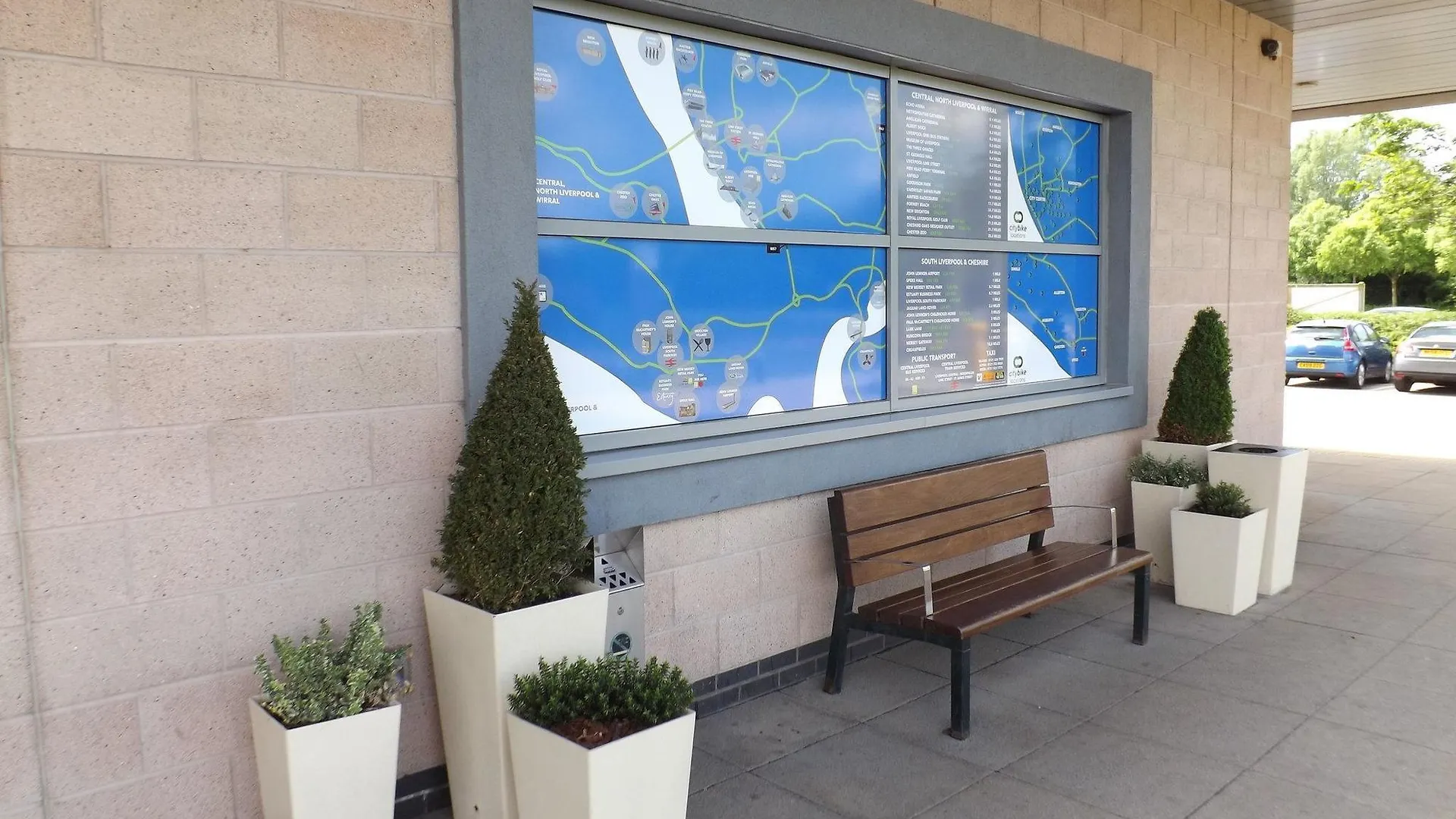 Holiday Inn Express Liverpool John Lennon Airport