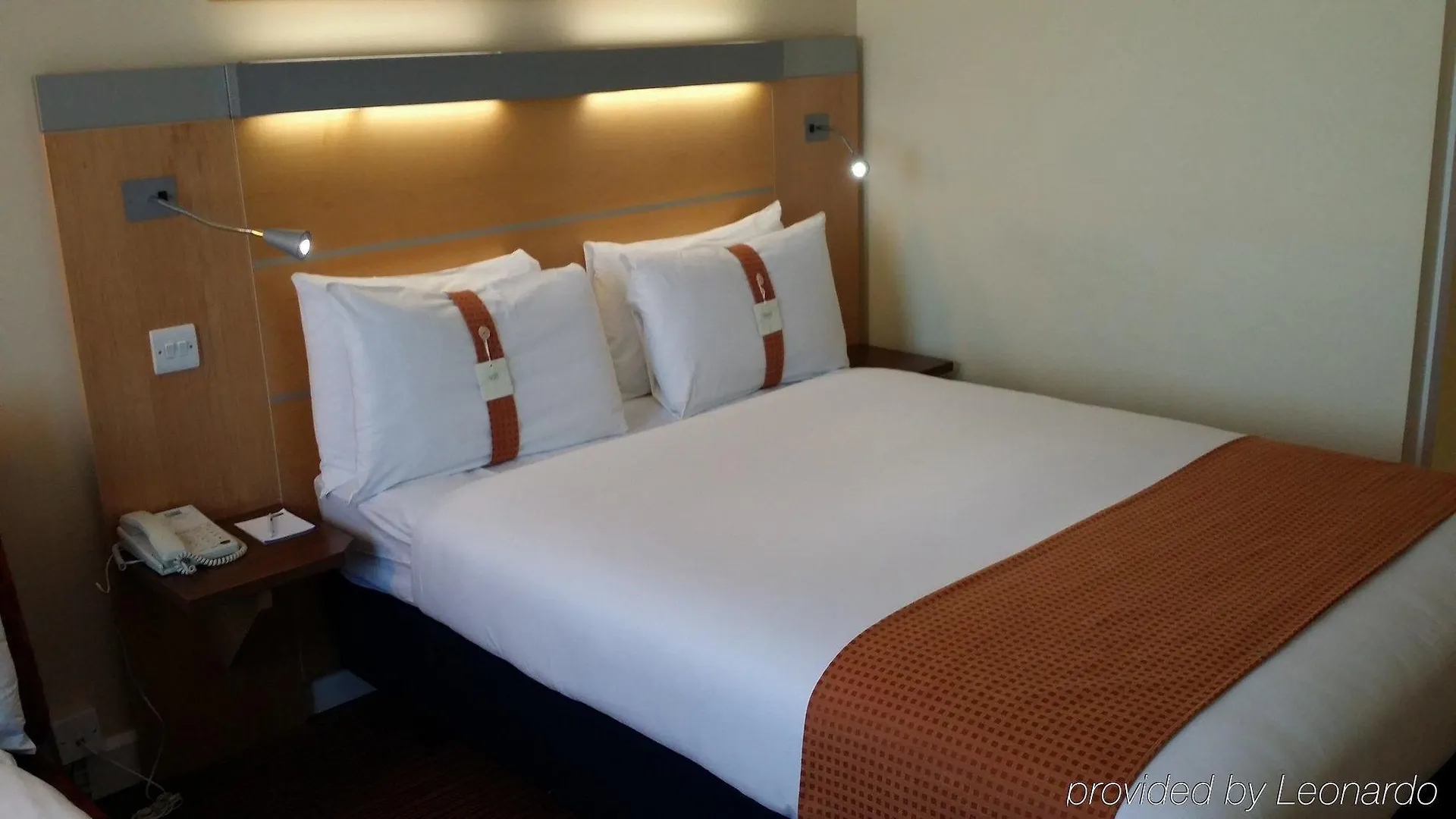 Holiday Inn Express Liverpool John Lennon Airport Hotel