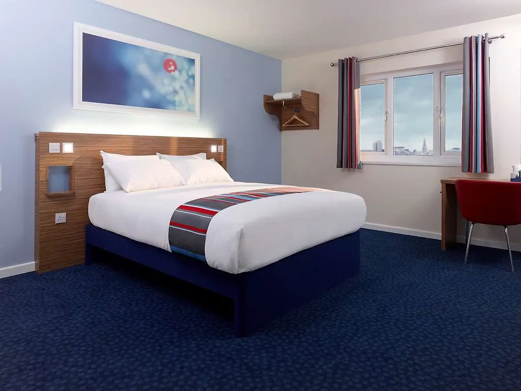 Holiday Inn Express Liverpool John Lennon Airport Hotel