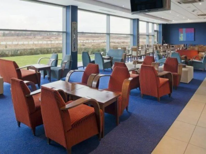 Hotel Holiday Inn Express Liverpool John Lennon Airport