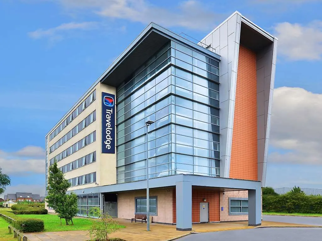 Holiday Inn Express Liverpool John Lennon Airport